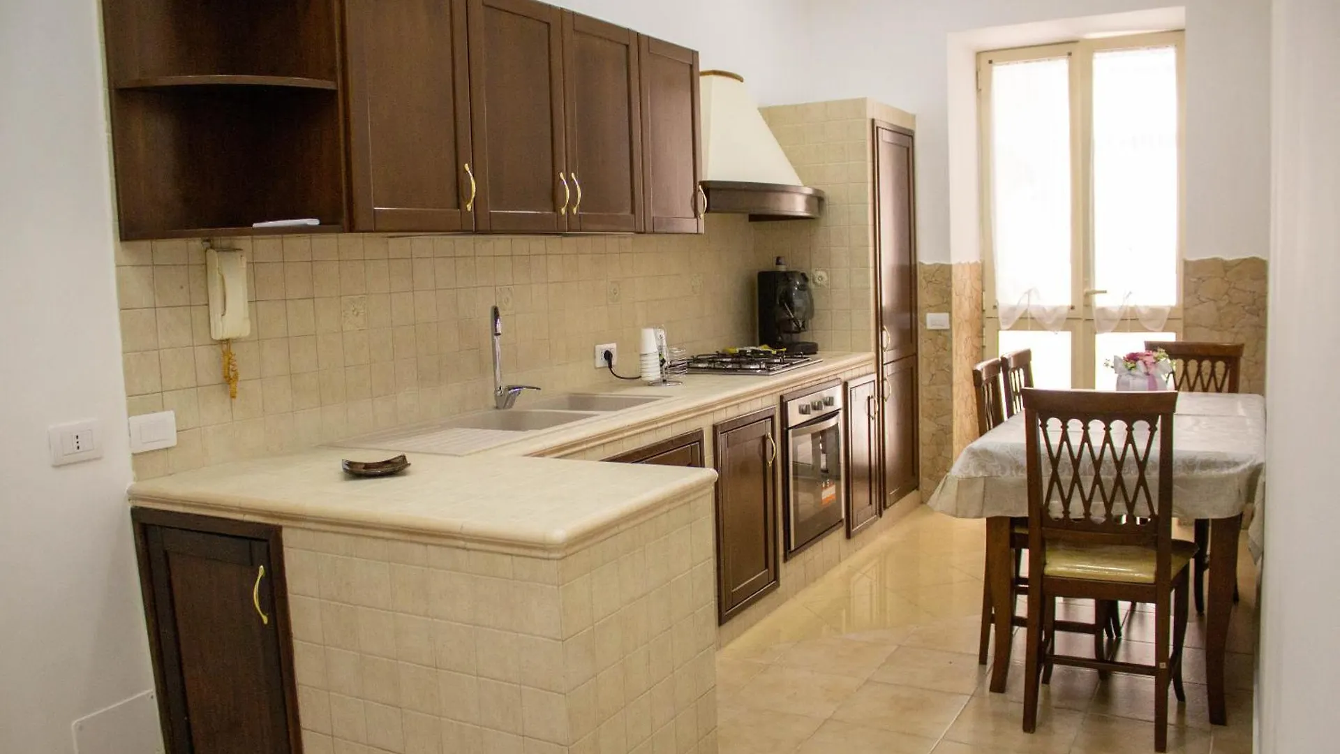 Almameda House Napoli Apartment 0*, Naples